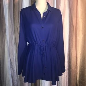 🛍 BLUE DKNY TOP👉 also in black - see other item